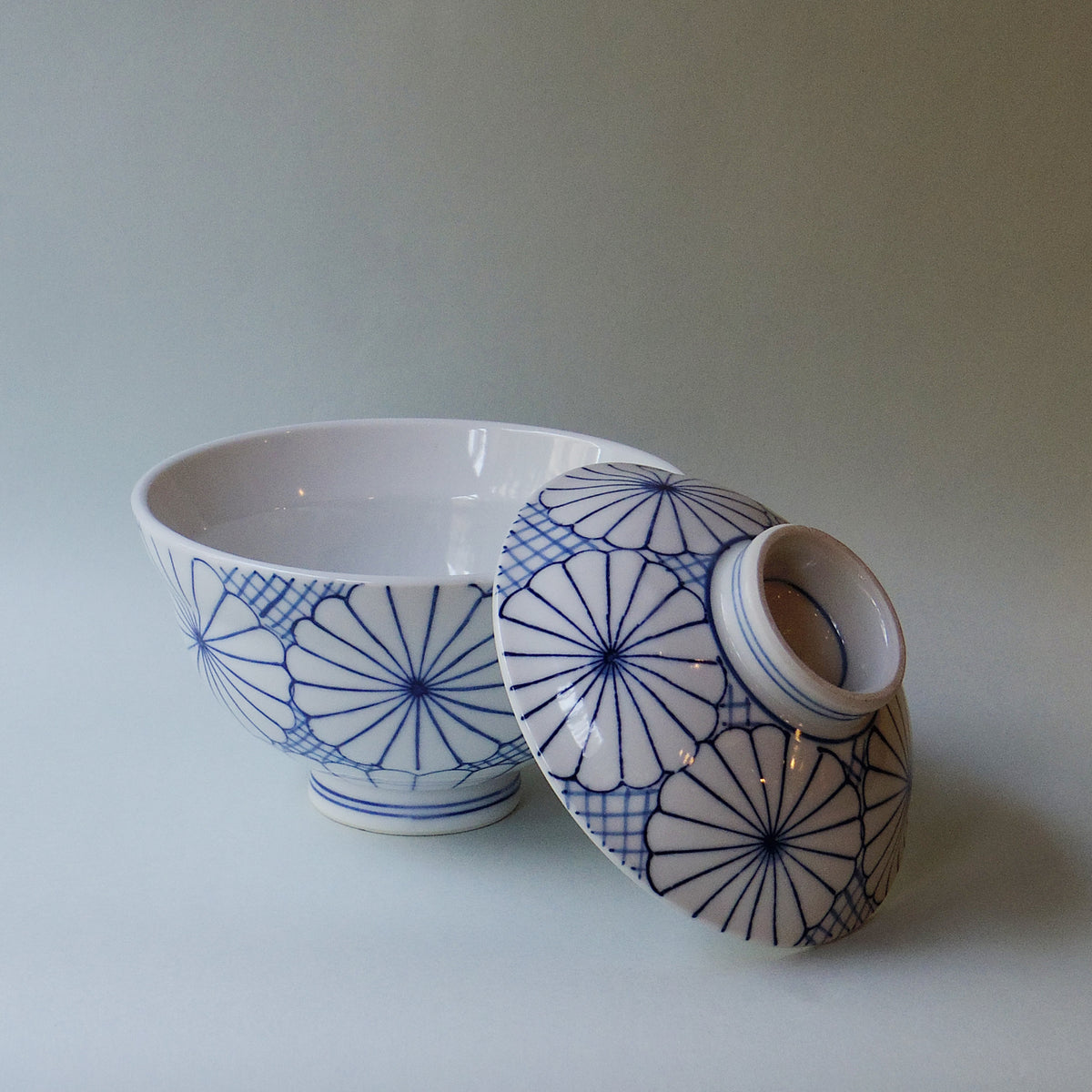 C19-2/呉福作/染錦柘榴梅菊画蓋物丼5客組/共箱/蓋付/茶碗/懐石料理 C19-2/呉福作/染錦柘榴梅菊画蓋物丼5客組/