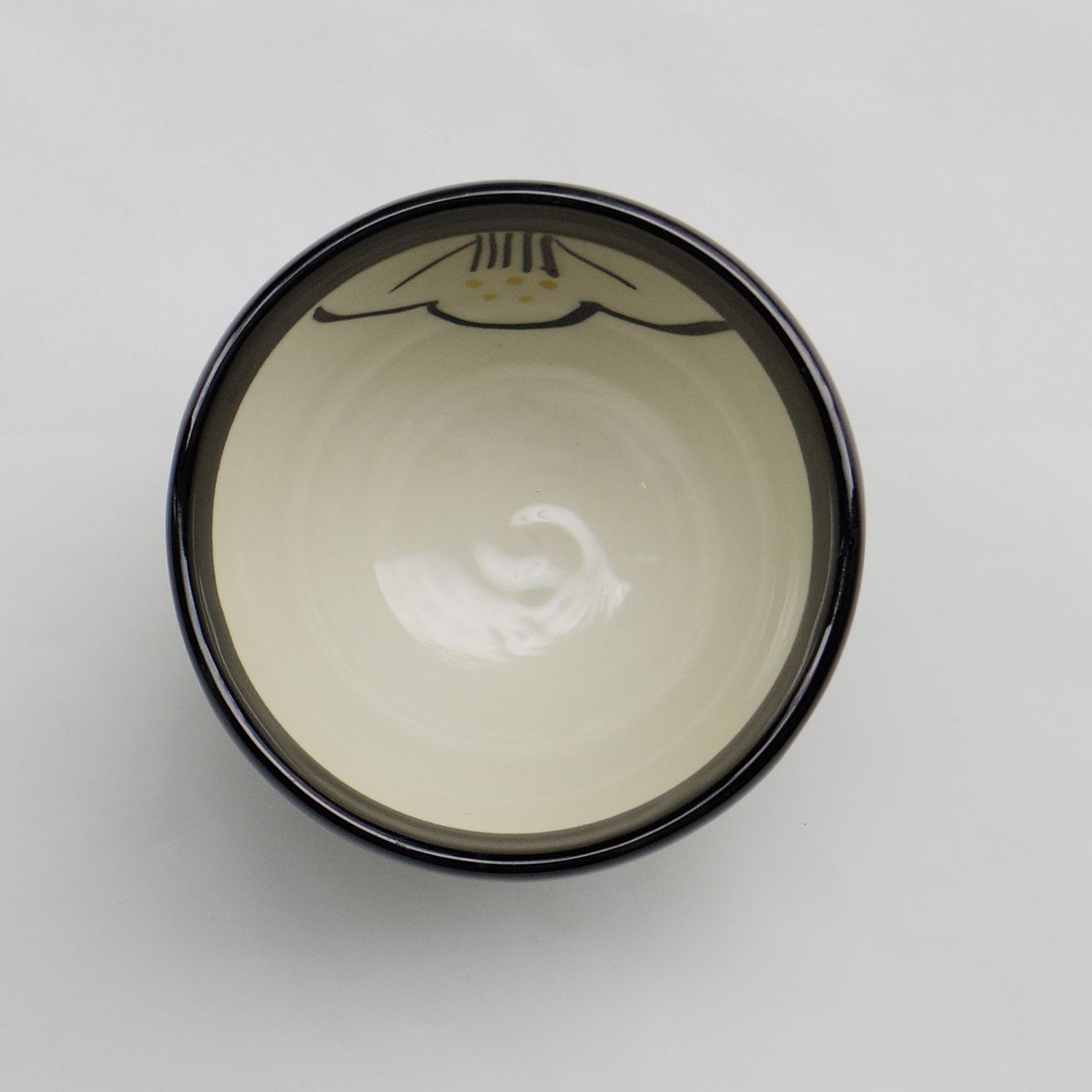 高台どんぶり 椿 黒｜MINODONBURI shop